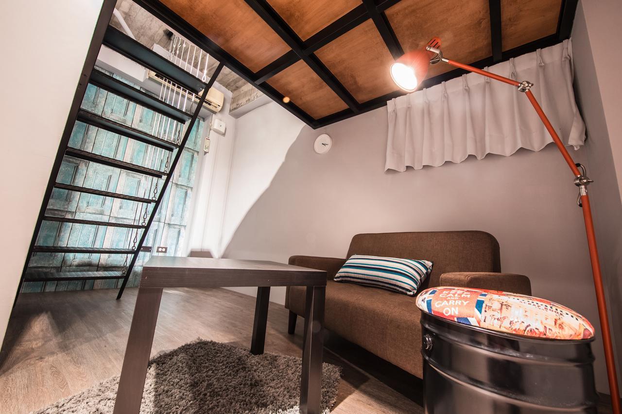Pier 2 Apartment Kaohsiung Exterior photo
